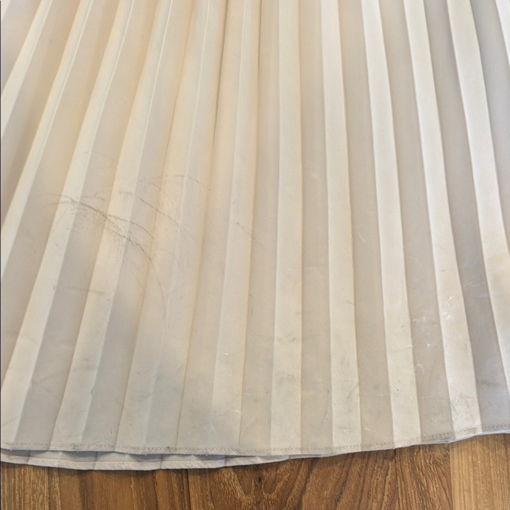 A.L.C. Pleated Wide-Leg Pants in Beige - Picture 10 of 10